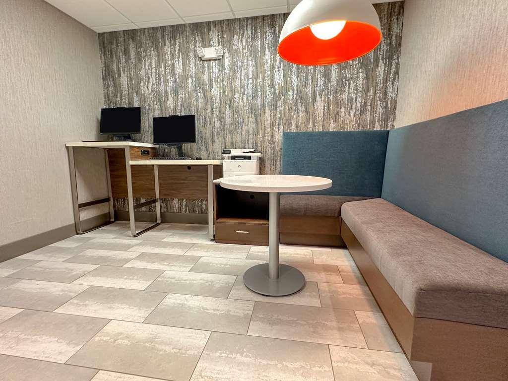 Hampton Inn Norfolk Udogodnienia zdjęcie